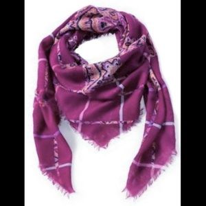 2/$20! Vera Bradley Dream Tapestry Square Scarf